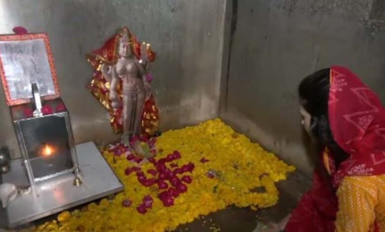 721 साल बाद धार में ऐतिहासिक शुक्रवार, भोजशाला में गूंजे वाग्देवी के जयकारे