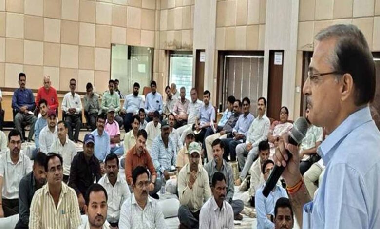 शिक्षक राष्ट्र निर्माण में समर्पित हों, तभी बनेगा सशक्त भारत : डॉ. शर्मा
