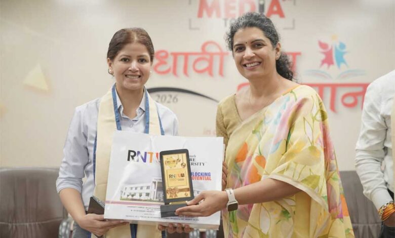 रबीन्द्रनाथ टैगोर विश्वविद्यालय में “मेधावी छात्र सम्मान समारोह 2026” का सफल आयोजन, 500 से अधिक मेधावी विद्यार्थियों का हुआ सम्मान