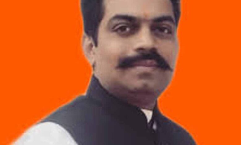 कौन हैं Kuldeep Tiwari? लखनऊ से धार आकर सालों तक लड़ी मंदिर की लड़ाई, अब मिली बड़ी जीत