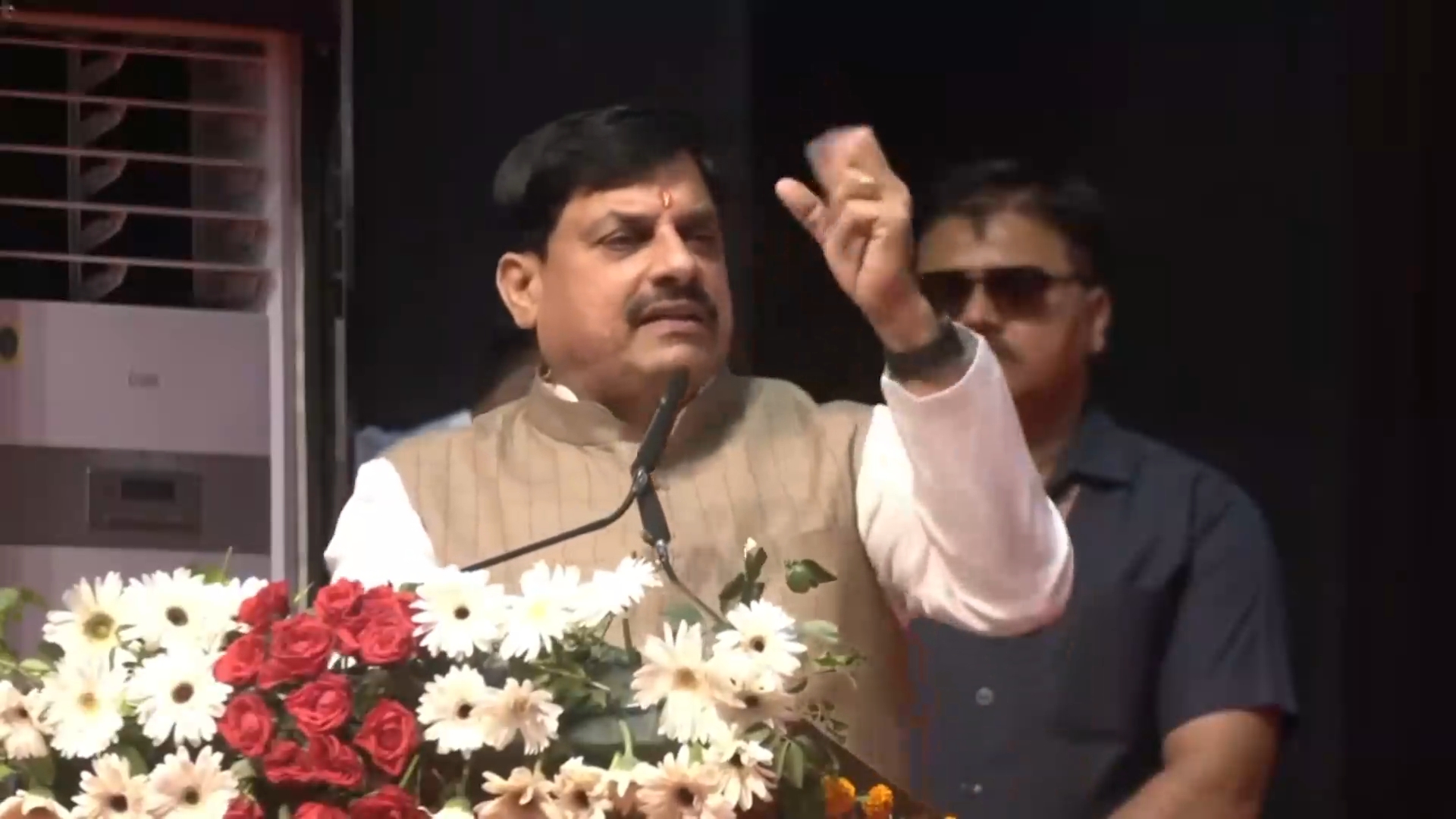 डॉ मोहन यदव ने ऐतिहासिक भोजशाला में किए मां वाग्देवी के दर्शन, विधि-विधान से की पूजा-अर्चना