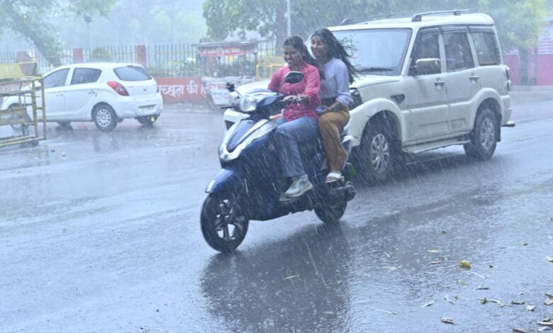 मानसून से पहले ही मेहरबान मौसम! MP में कोटे से 65% ज्यादा बारिश, ग्वालियर समेत कई जिलों में आंधी-पानी का अलर्ट