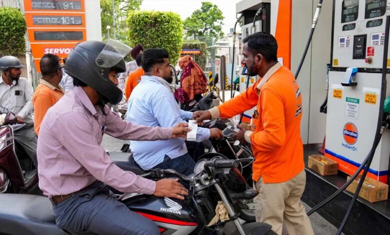 Petrol Diesel Price Today: US-ईरान डील के बाद भी नहीं मिली राहत, जानें 19 जून को आपके शहर में क्या हैं पेट्रोल-डीजल के दाम