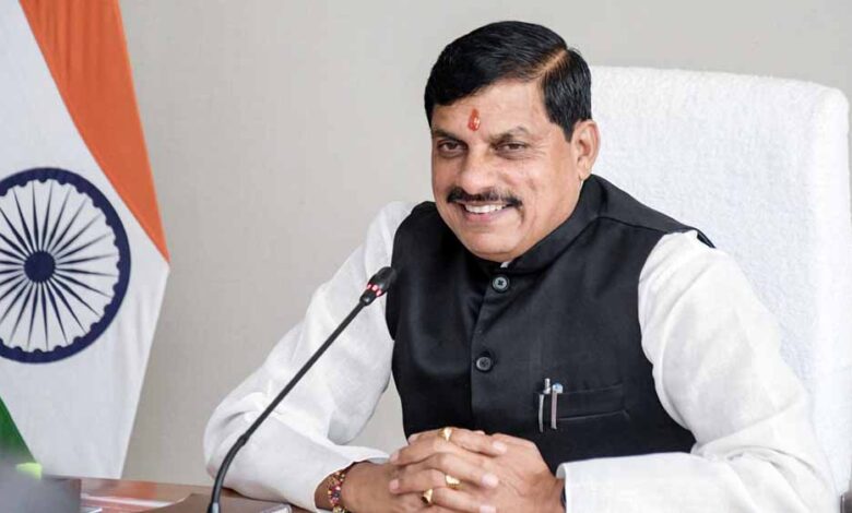 मछली पालन को बढ़ावा देने के लिए हर जिले में विकसित की जाए एक हैचरी : मुख्यमंत्री डॉ. यादव